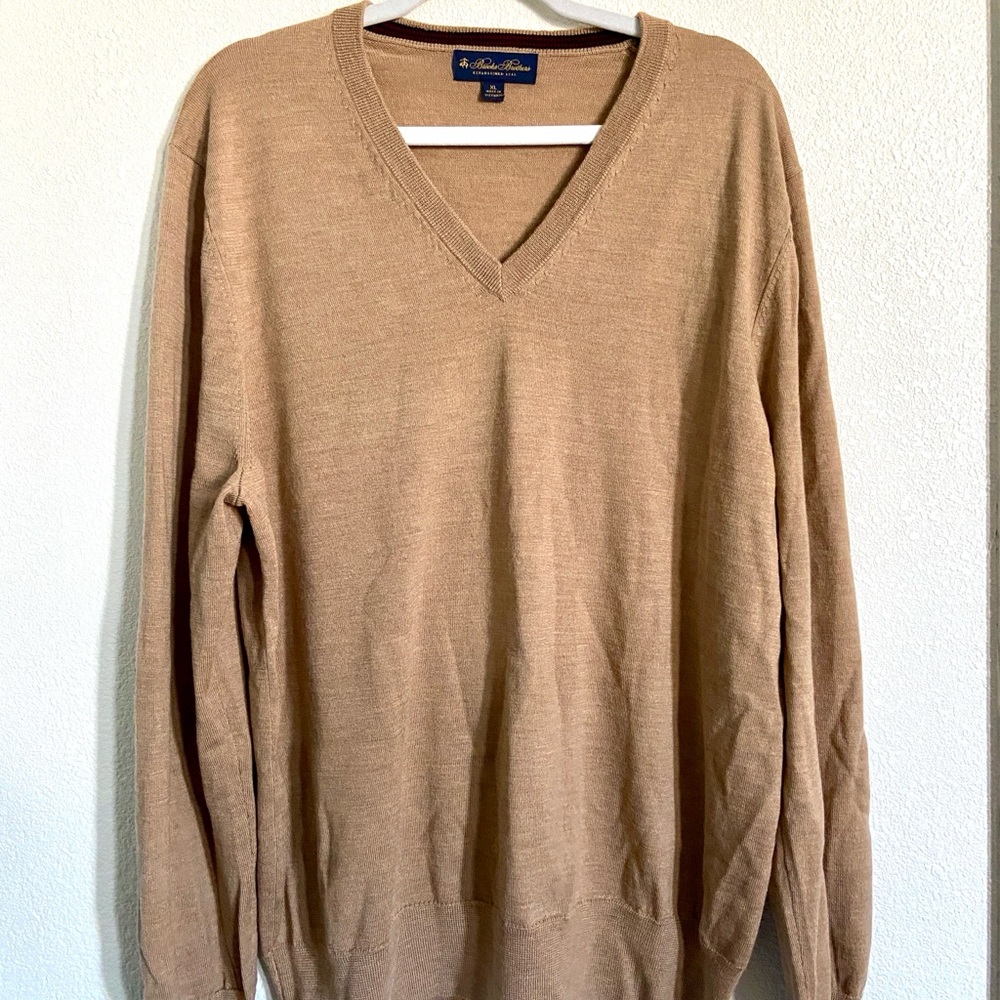 Brooks Brothers Men's Camel V-Neck Sweater
